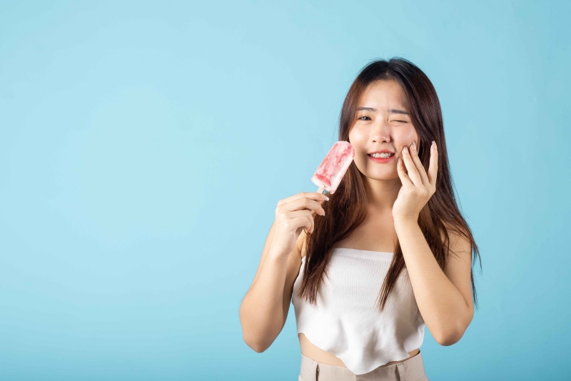 A small problem that shouldn’t be overlooked. What should you do if you have a chipped or cracked tooth ?